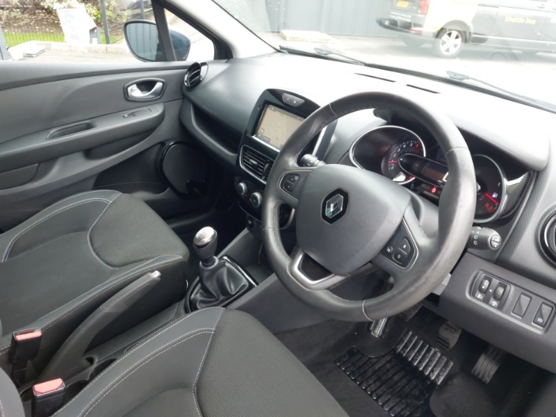 Used Renault Clio 2018 for sale - 76543844: Photo 12