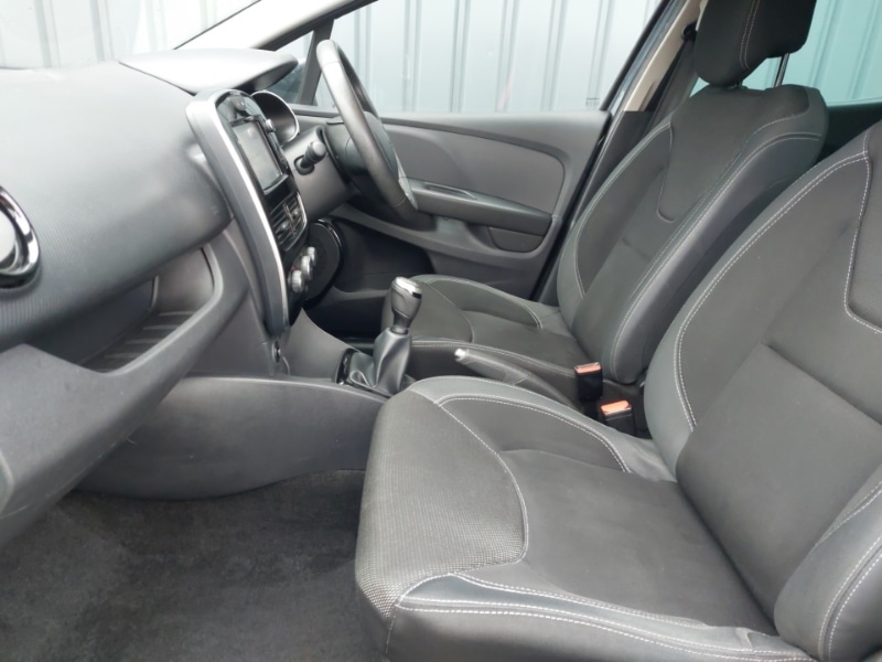 Used Renault Clio 2018 for sale - 76543844: Photo 5