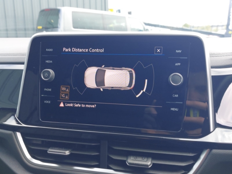 Used Volkswagen T-Roc 2022 for sale - 76947468: Photo 14