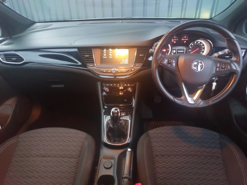 Used Vauxhall Astra 2017 for sale - 76911704: Photo 2