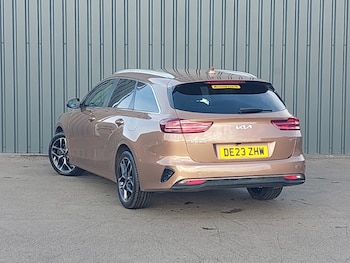 Used Kia Ceed 2023 for sale - 76244296: Photo