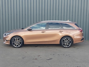 Used Kia Ceed 2023 for sale - 76244296: Photo