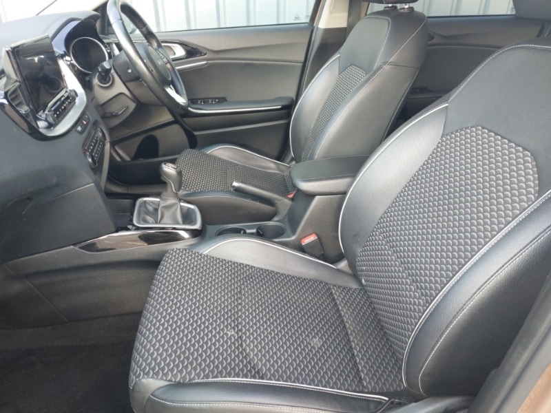 Used Kia Ceed 2023 for sale - 76244296: Photo 5