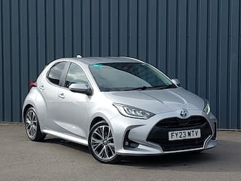 Used Toyota Yaris 2023 for sale - 79870078: Photo