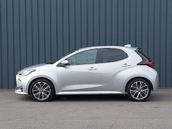 Used Toyota Yaris 2023 for sale - 79870078: Photo