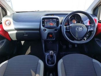 Used Toyota AYGO 2019 for sale - 78342945: Photo