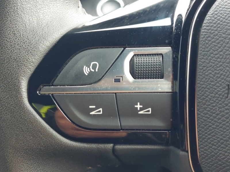 Used Peugeot 2008 2023 for sale - 76427454: Photo 14