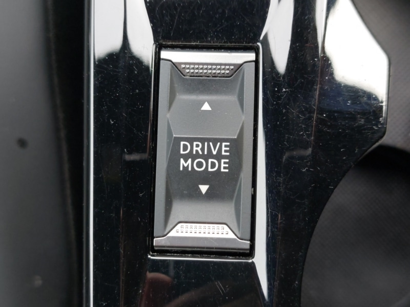 Used Peugeot 2008 2023 for sale - 76427454: Photo 15