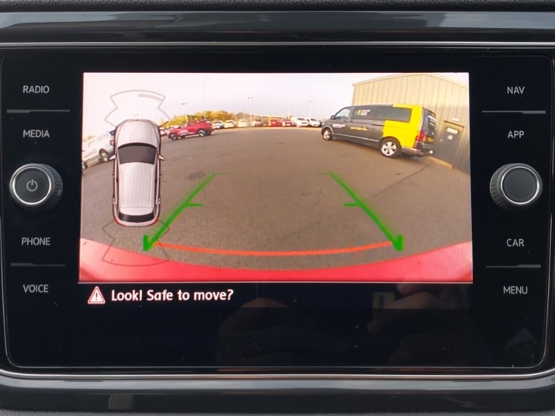 Used Volkswagen T-Roc 2018 for sale - 76408133: Photo 10