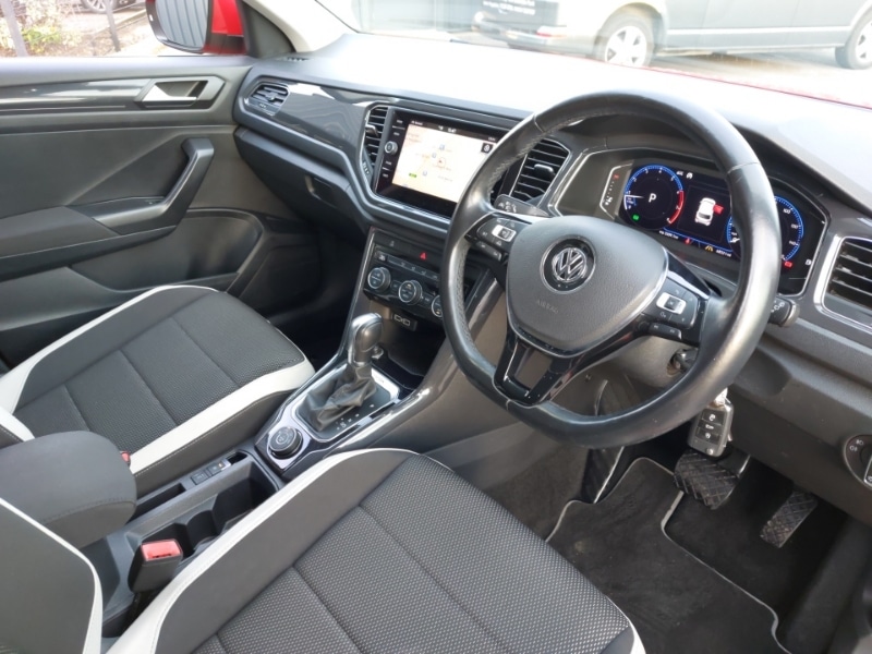 Used Volkswagen T-Roc 2018 for sale - 76408133: Photo 12