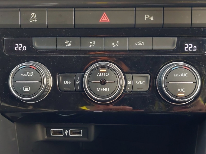 Used Volkswagen T-Roc 2018 for sale - 76408133: Photo 16