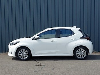 Used Toyota Yaris 2023 for sale - 78928451: Photo