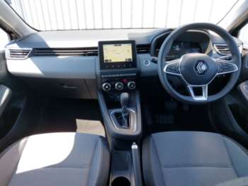 Used Renault Clio 2024 for sale - 74705929: Photo