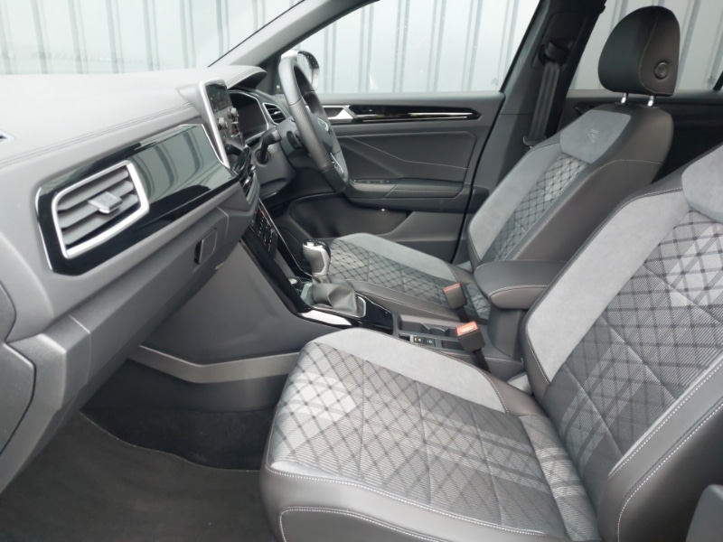 Used Volkswagen T-Roc 2025 for sale - 77252279: Photo 5