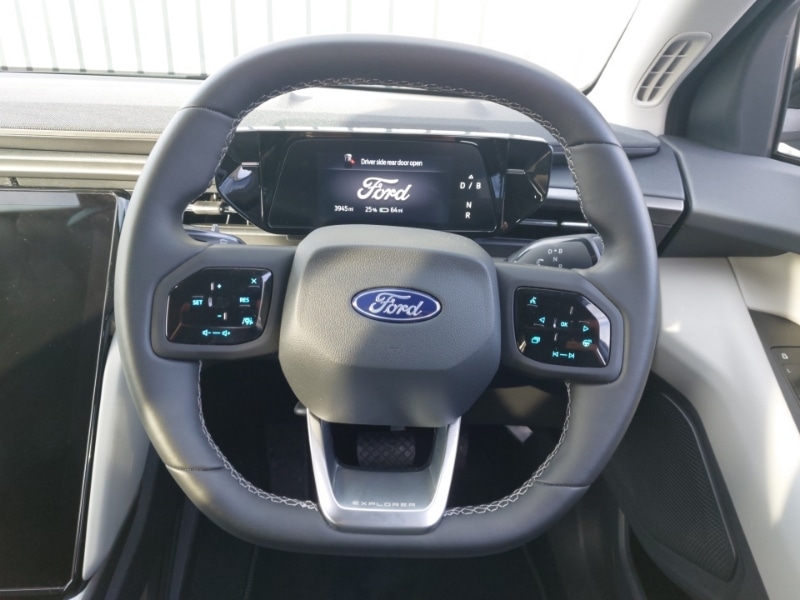 Used Ford Explorer 2025 for sale - 76834544: Photo 7