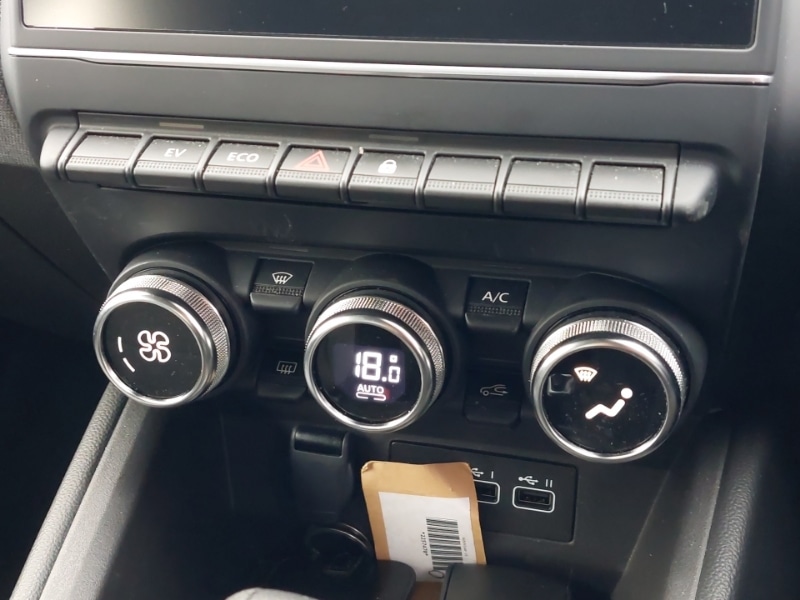 Used Renault Clio 2025 for sale - 77822855: Photo 11