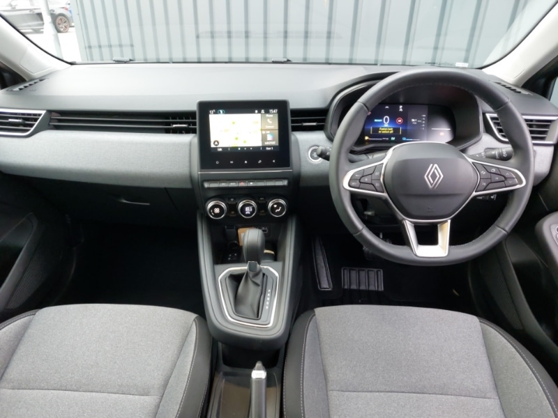 Used Renault Clio 2025 for sale - 77822855: Photo 2