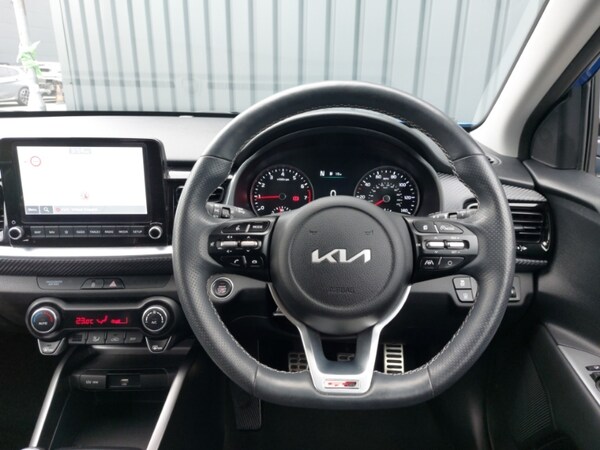 Used Kia Stonic 2022 for sale - 76238352: Photo 7
