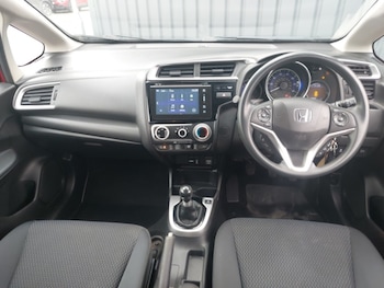 Used Honda Jazz 2018 for sale - 77448788: Photo