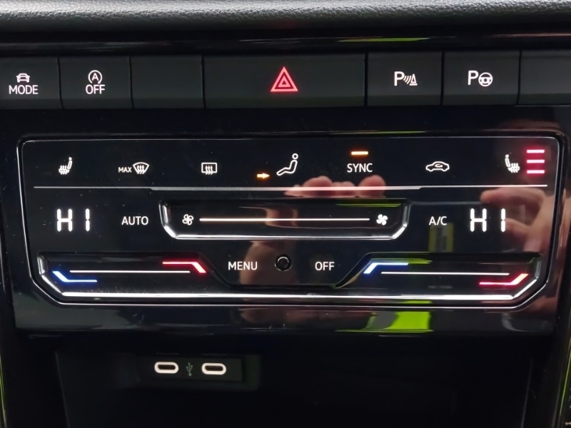 Used Volkswagen T-Roc 2025 for sale - 77115199: Photo 15