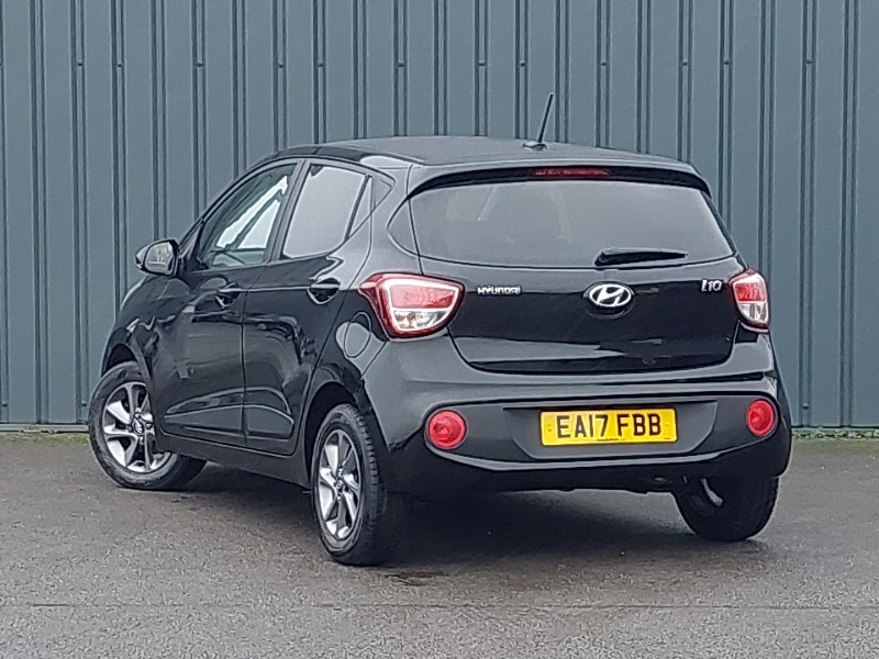 Used Hyundai i10 2017 for sale - 76571459: Photo 3