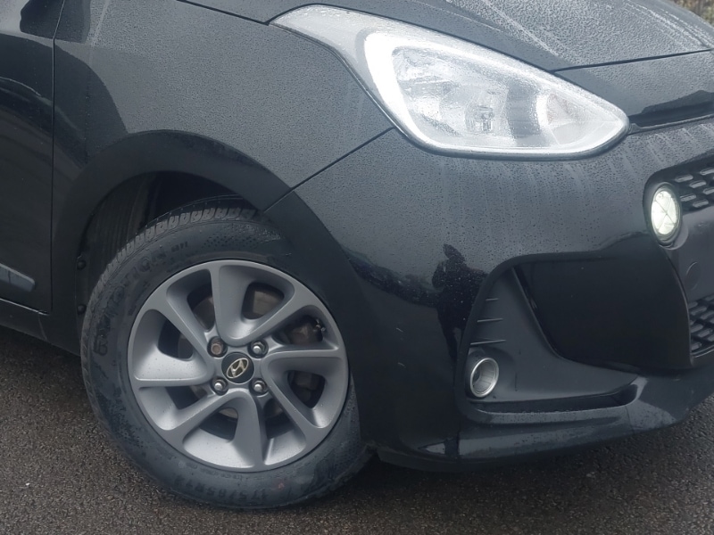 Used Hyundai i10 2017 for sale - 76571459: Photo 9