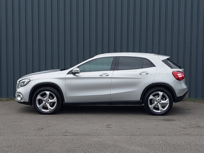 Used Mercedes-Benz GLA 2018 for sale - 77847036: Photo 4