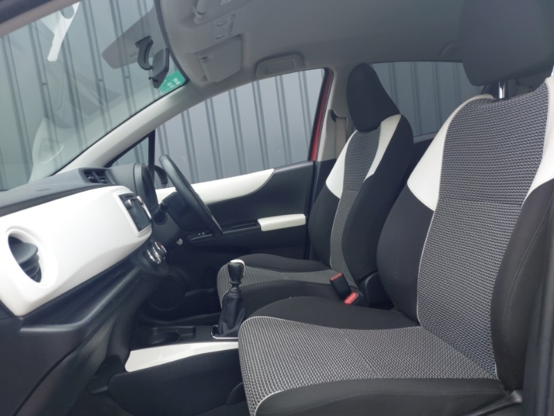 Used Toyota Yaris 2013 for sale - 77964500: Photo 5