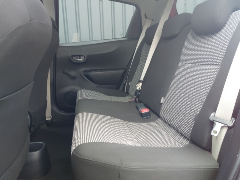 Used Toyota Yaris 2013 for sale - 77964500: Photo 6