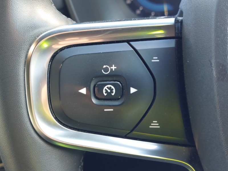 Used Volvo XC40 2021 for sale - 77012619: Photo 13