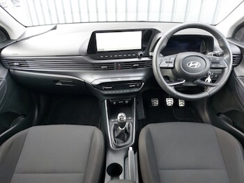 Used Hyundai BAYON 2024 for sale - 76983467: Photo