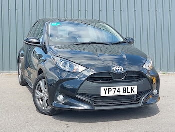 Used Toyota Yaris 2024 for sale - 79087081: Photo
