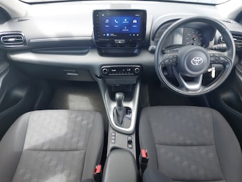 Used Toyota Yaris 2024 for sale - 79087081: Photo