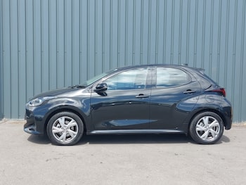 Used Toyota Yaris 2024 for sale - 79087081: Photo