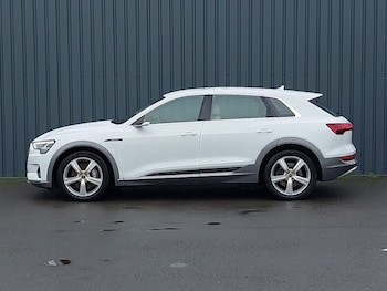 Used Audi e-tron 2021 for sale - 77569280: Photo
