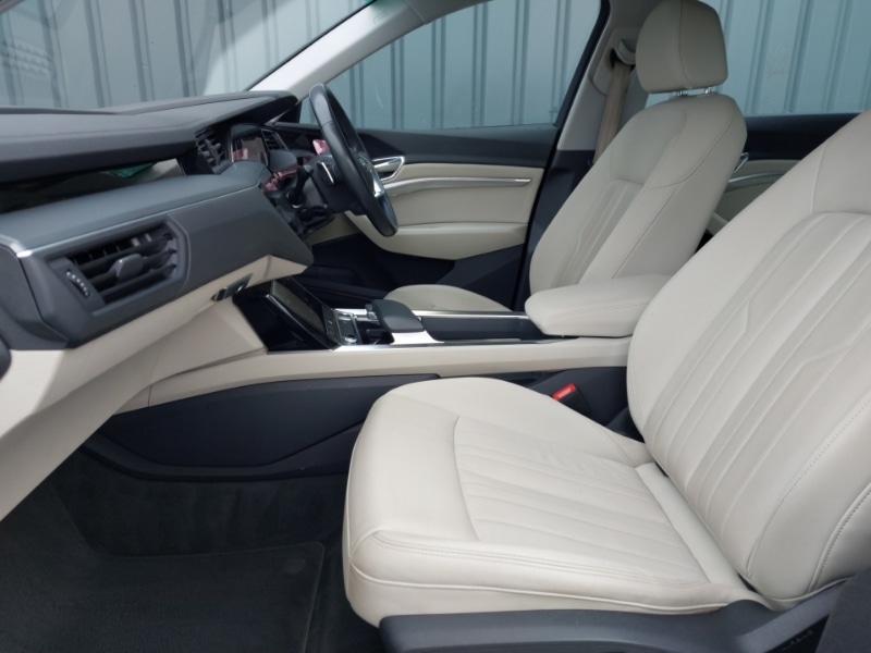 Used Audi e-tron 2021 for sale - 77569280: Photo 5