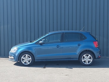 Used Volkswagen Polo 2017 for sale - 79332732: Photo