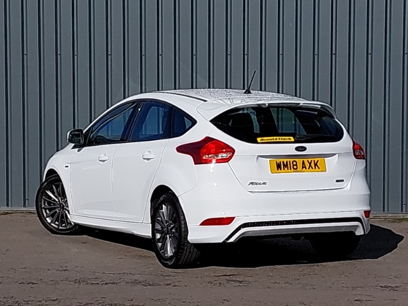 Used Ford Focus 2018 for sale - 76983443: Photo 3