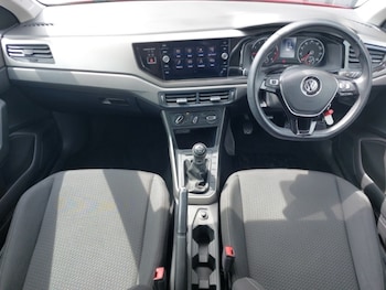 Used Volkswagen Polo 2019 for sale - 79070130: Photo