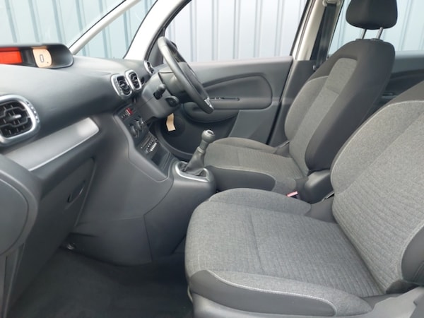 Used Citroen C3 Picasso 2016 for sale - 76348399: Photo 5