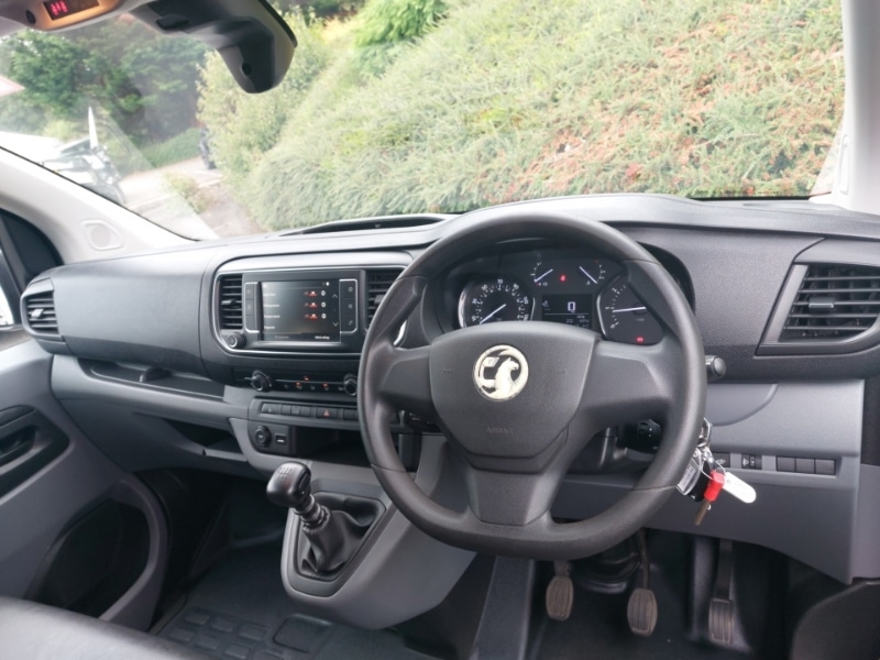 Used Vauxhall Vivaro 2021 for sale - 76788979: Photo 2