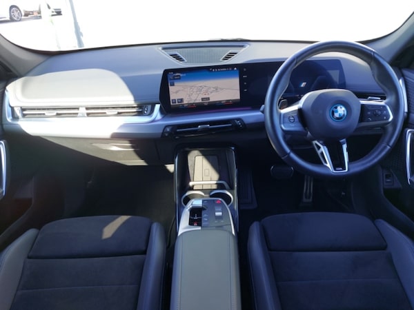 Used BMW iX1 2023 for sale - 76055081: Photo 2