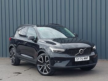 Used Volvo XC40 2025 for sale - 79642132: Photo