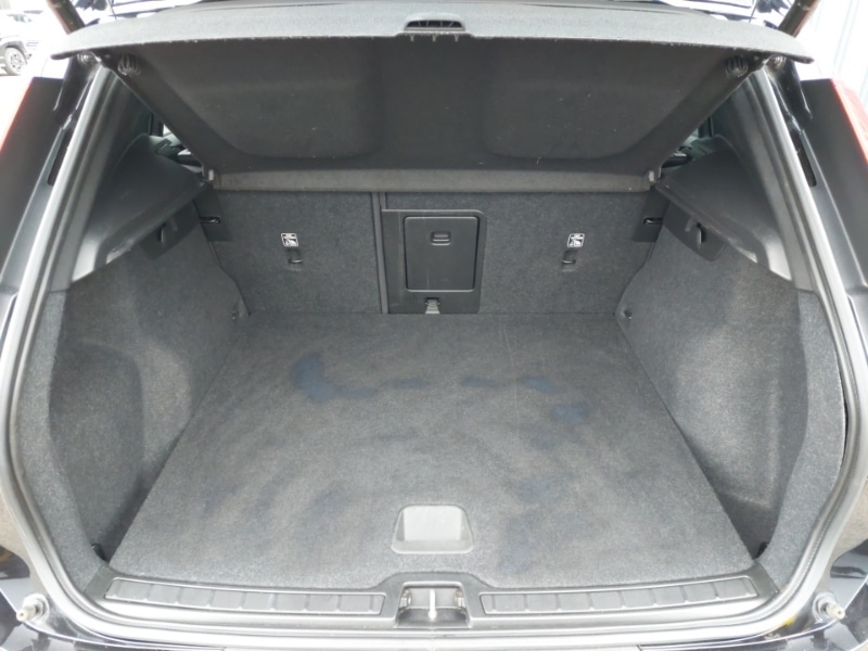 Used Volvo XC40 2022 for sale - 78183764: Photo 8