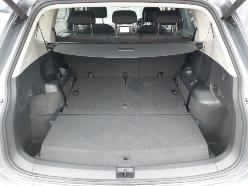 Used Volkswagen Tiguan Allspace 2024 for sale - 77252294: Photo 8