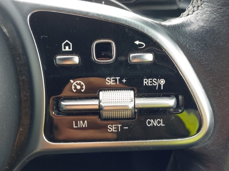 Used Mercedes-Benz A-Class 2019 for sale - 76427458: Photo 14