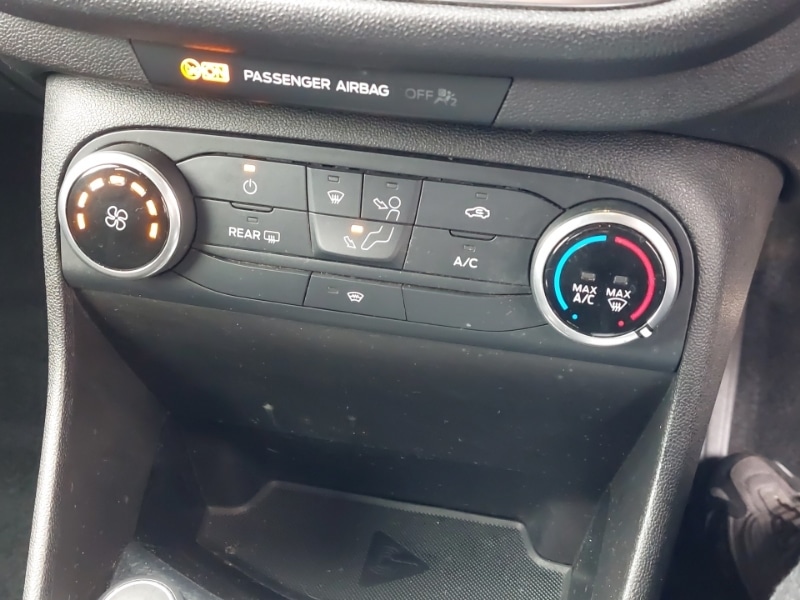 Used Ford Fiesta 2017 for sale - 78099445: Photo 11