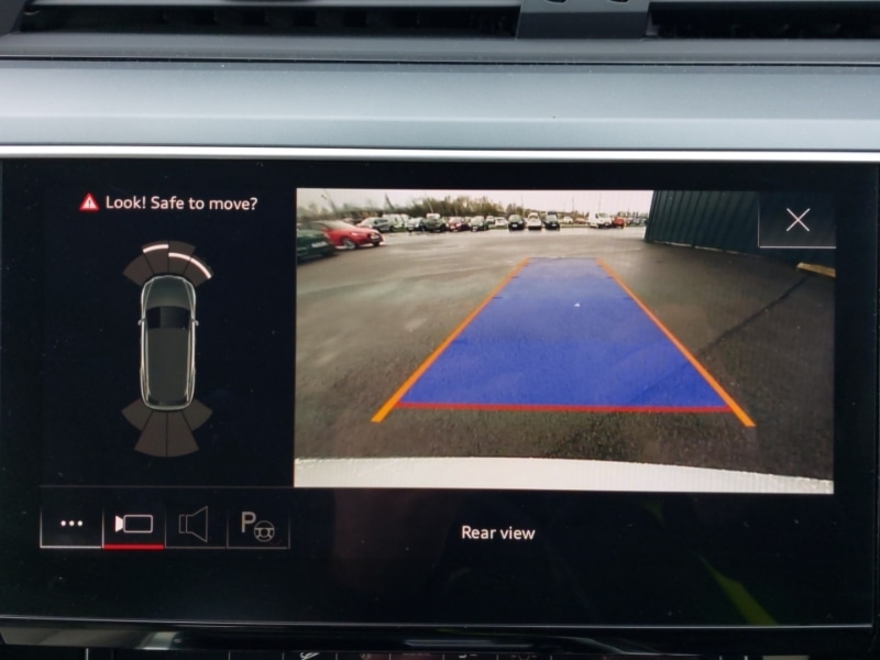 Used Audi e-tron 2021 for sale - 76983485: Photo 10