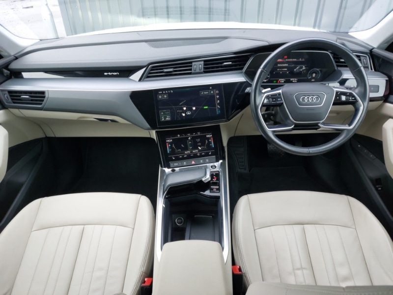 Used Audi e-tron 2021 for sale - 76983485: Photo 2