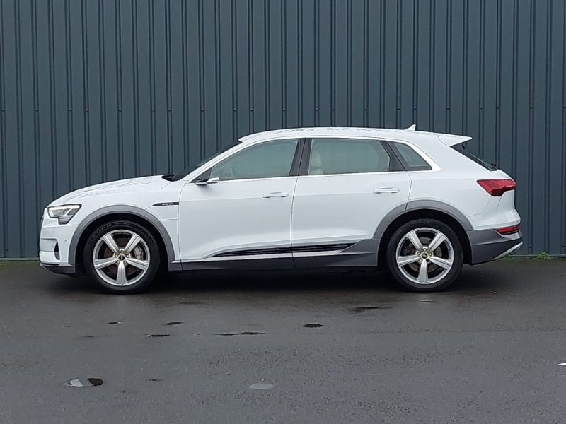 Used Audi e-tron 2021 for sale - 76983485: Photo 4